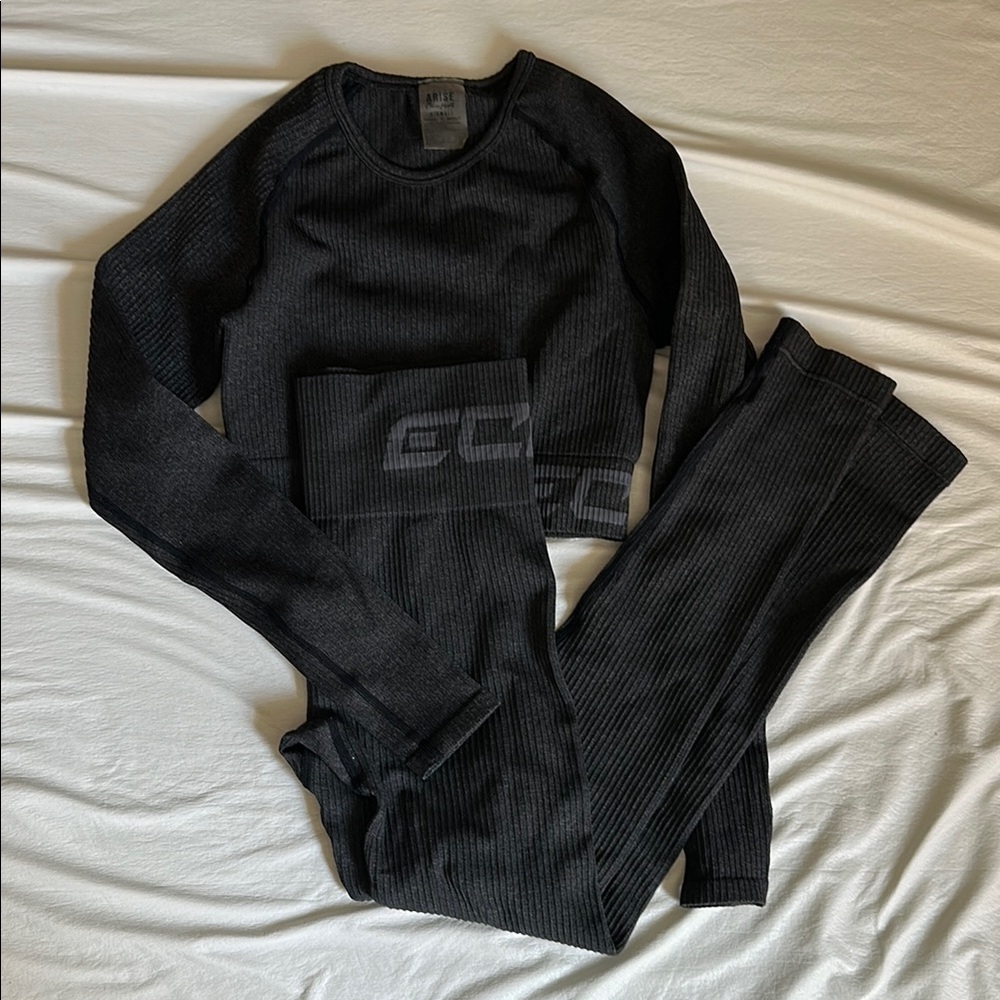 Echt Arise Comfort Ribbed workout set